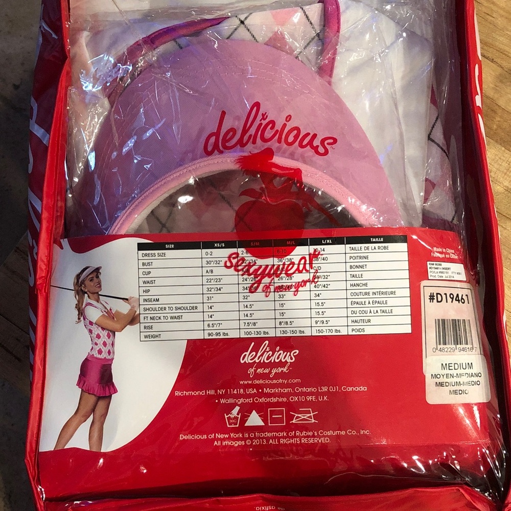 Women's Golf Bye Bye Birdie Halloween Costume - Picture 4 of 5